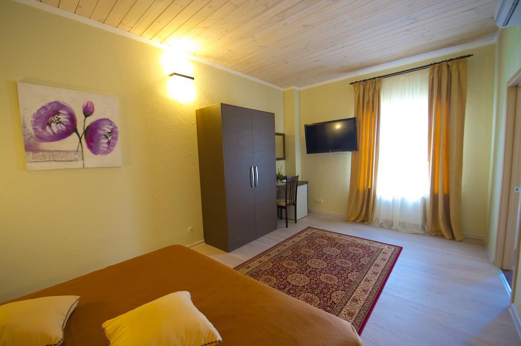 Prince Trubetskoi Winery Otel Nova Kakhovka Oda fotoğraf